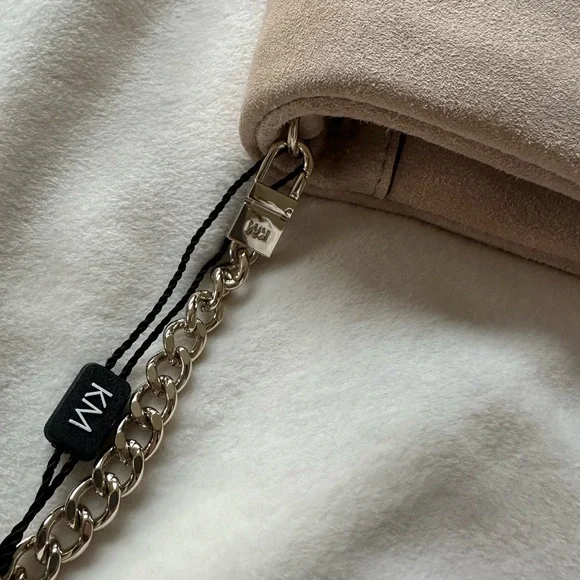 NEW ⭐️Karen Millen suede clutch or crossbody - Picture 6 of 7